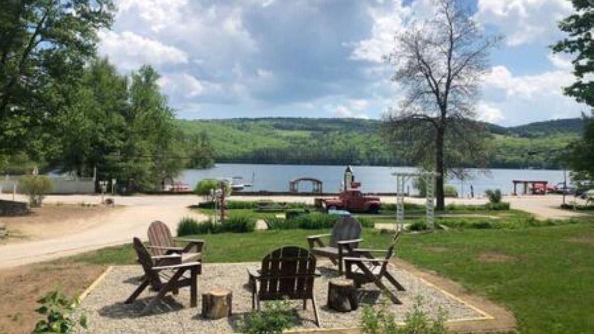 Lochmere House | Lakeside Suite with full Kitchen