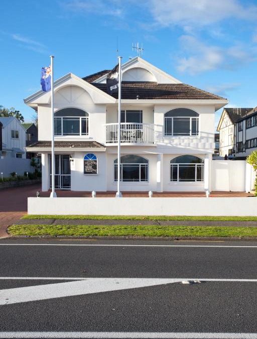 Taupo Hotel | Lakeside Taupo Motel