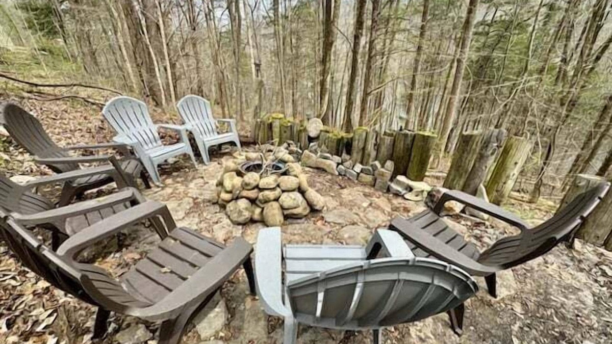 Smithville Ski Chalet | Lakeside Treehouse Near Center Hill Lake