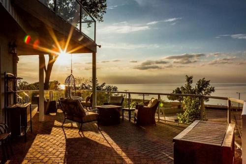 Miller Beach Villa | Lakeside Villa with a Hot Tub and Amazing Views on Lake Michigan, Indiana