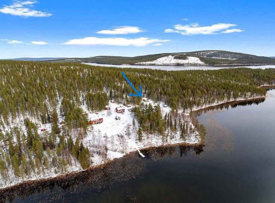 Vuollerim Ski Chalet | Lakeside wilderness cabin