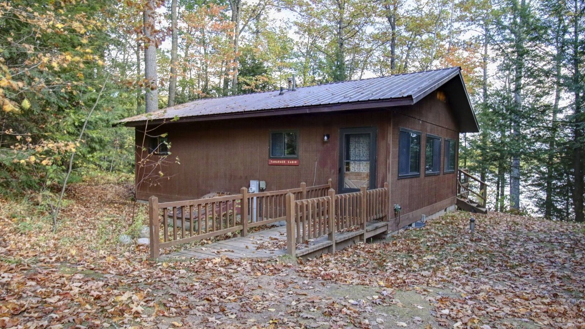 Lac du Flambeau Cabin | Lakeside Wisconsin Northwoods Cabin w/private dock. Pet friendly