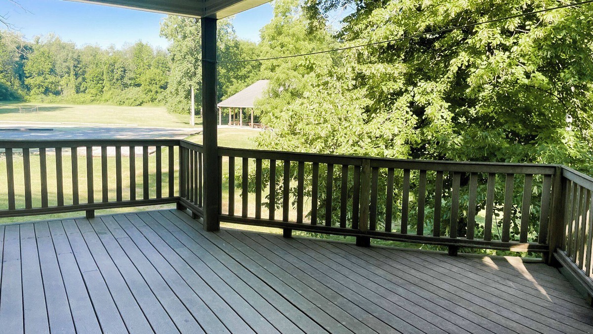 Pershing Cabin | Lakeview Cabin A, Geneva Center Woodland Campsites in Rochester Indiana