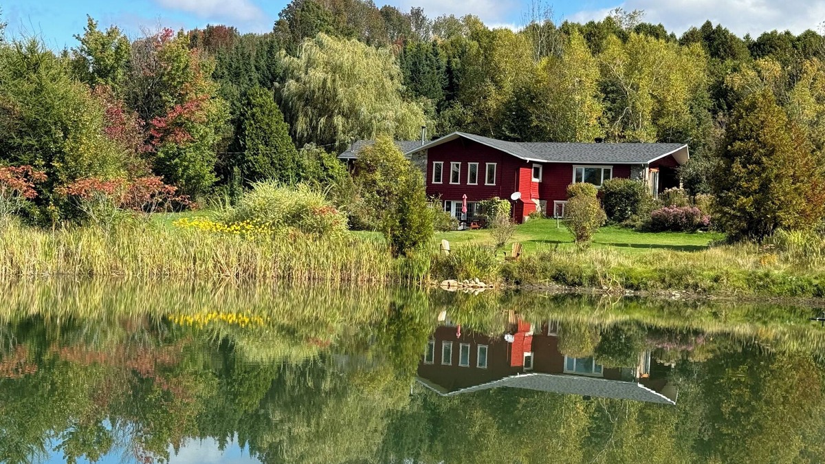 Stanstead-Est Apartment | Lakeview Farm: A paradise in the Eastern Townships