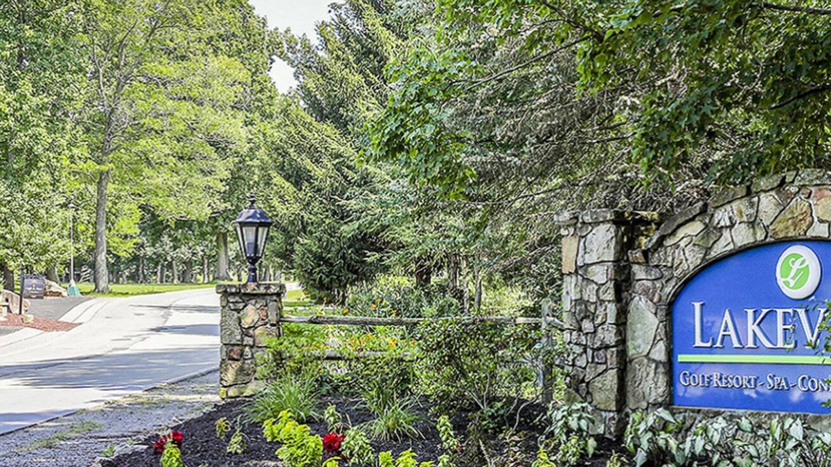 Cheat Lake House | Lakeview Golf Resort Townhouses