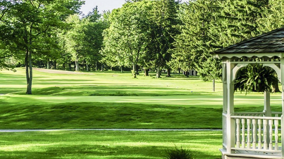 Cheat Lake House | Lakeview Golf Resort 2BR Townhouse. Homes away from Home