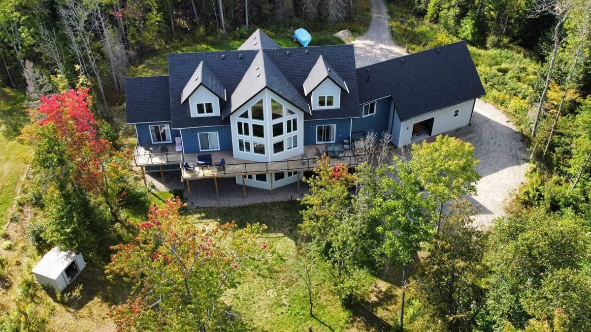 Ryerson Cottage | Lakeview Haus