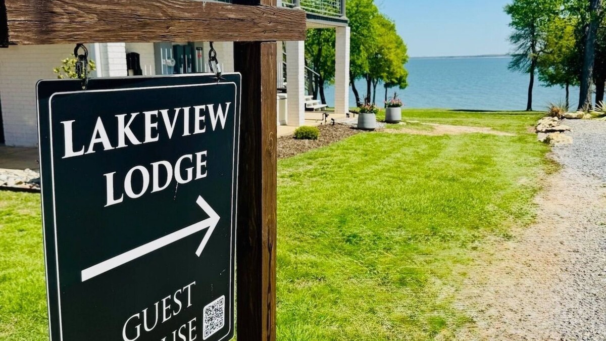 Pottsboro Condo | Lakeview Lodge- Beach Access