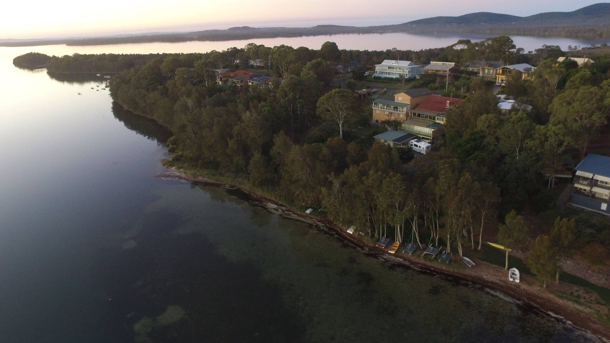 Green Point Cottage | Lakeview Lodge, Between the ocean & the lake