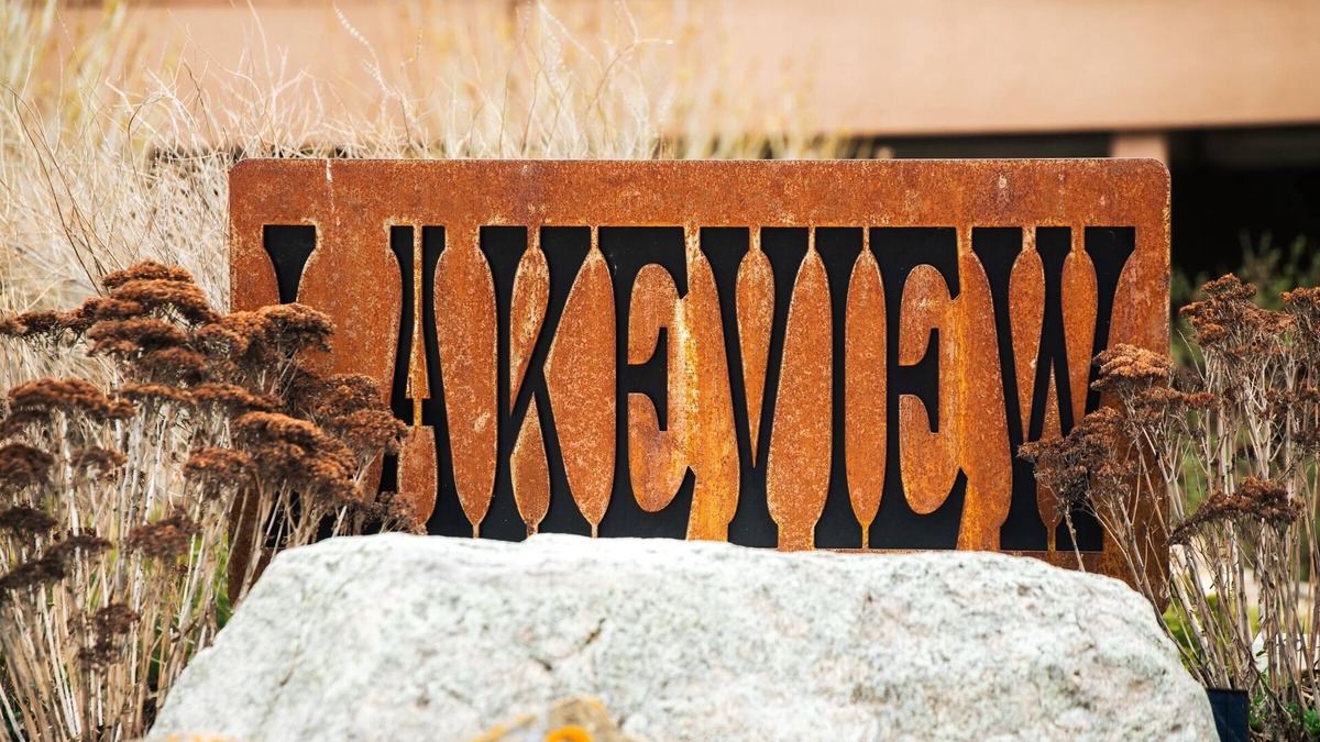 Carpenter Cabin | Lakeview Lodge by Double P Ranch: Premier Hunting & Fishing Clark, South Dakota