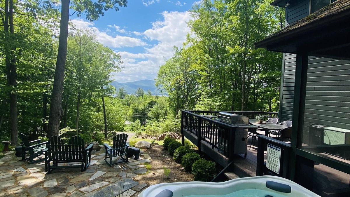 Bolton Landing House | Lakeview Lodge