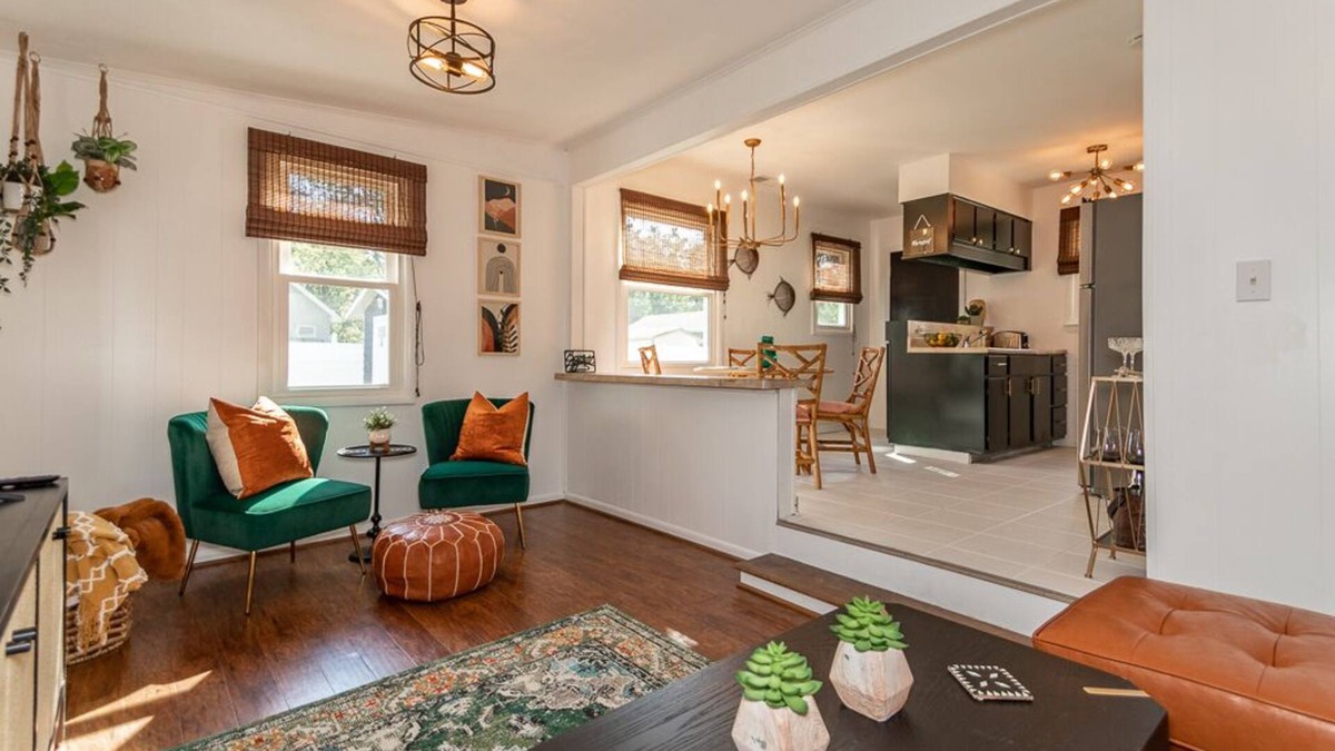 Ashtabula House | Lakeview Luxe Boho Bungalow - 5 mi to GOTL, close to Ashtabula Harbor & Wineries