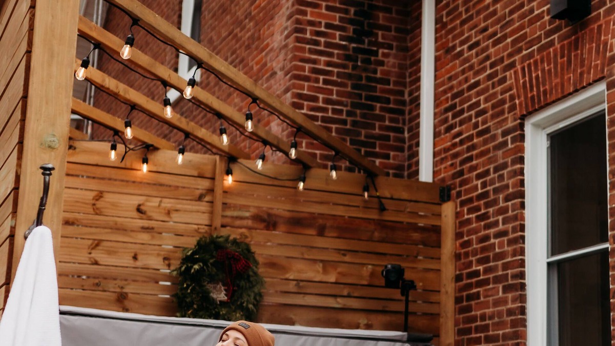 Hamilton Township House | Lakeview Luxury Farmhouse Retreat + Hot Tub