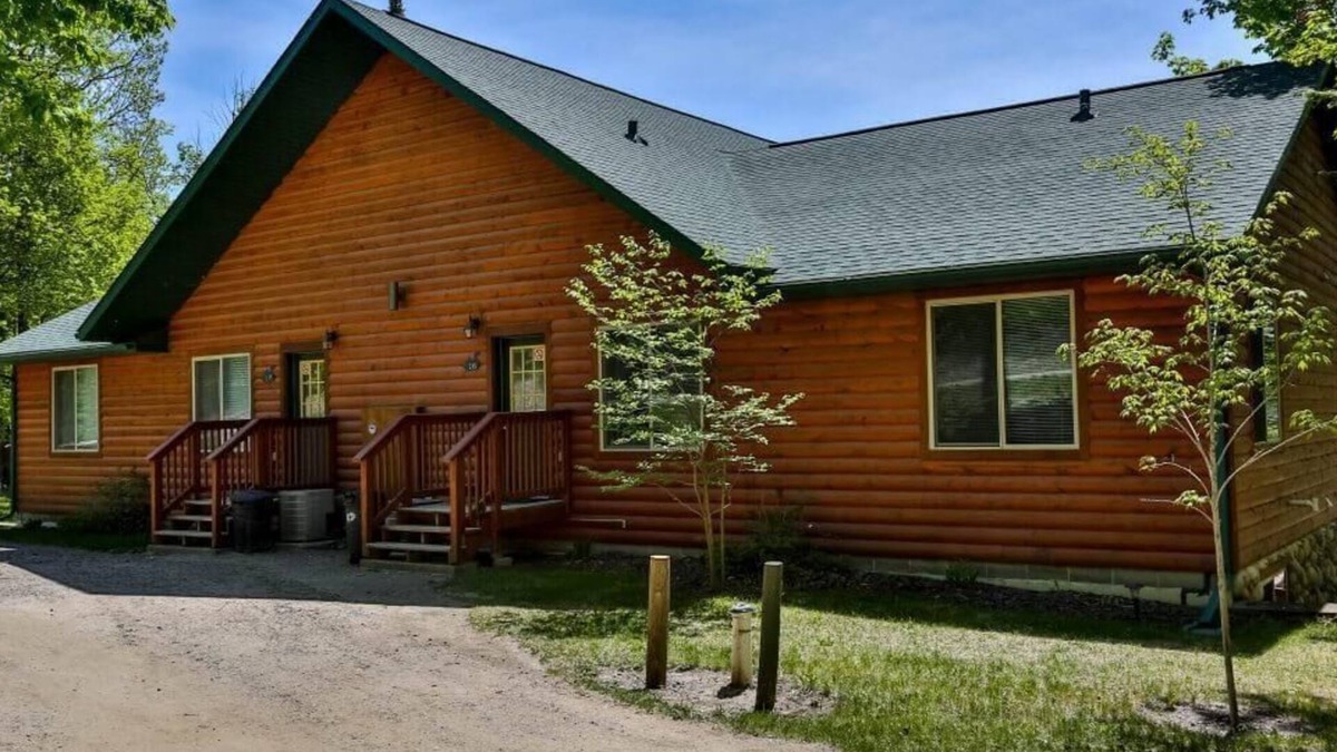 Puposky Villa | Lakeview Minnesota Getaway - Scenic Views & Prime Fishing Location