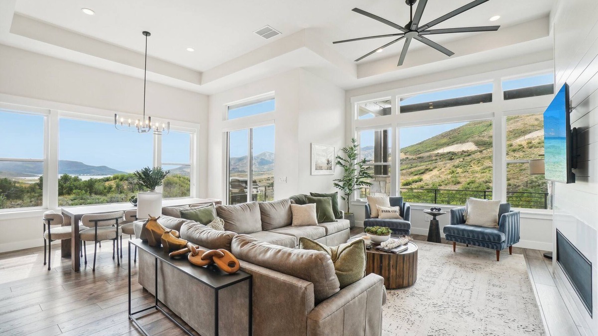Deer Mountain House | Lakeview - minutes outside of Park City