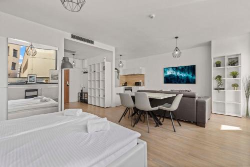 Nivy Apartment | LAM Waves - AC - TERRACE