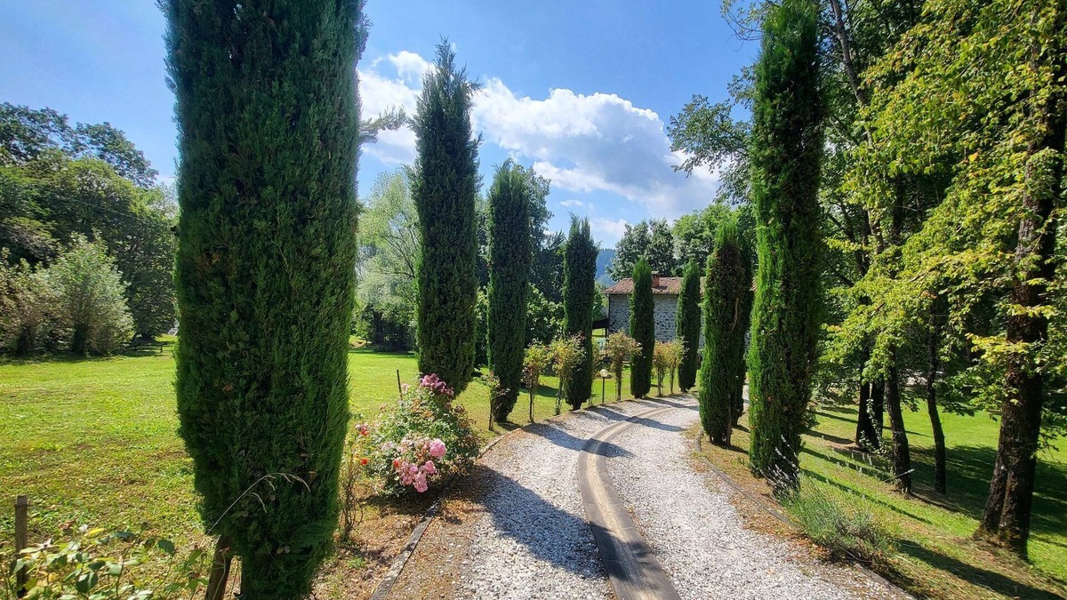 San Romano in Garfagnana Villa | Lama Piana 2 cottages let together in price. Private pool. Walk to river. WIFI