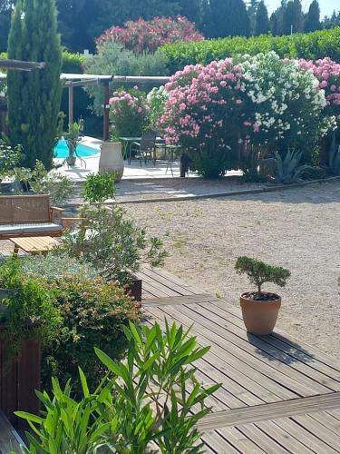 Aramon House | LAMATHYE