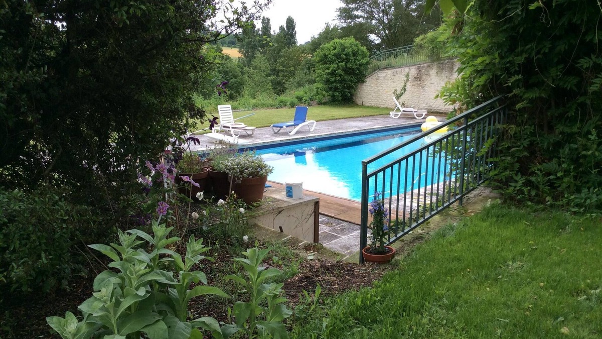 Vicq-sur-Gartempe Cottage | "LAMOMALI Bougou" The House of Travelers