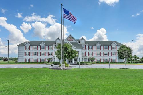 Manheim Hotel | Lancaster Inn & Suites