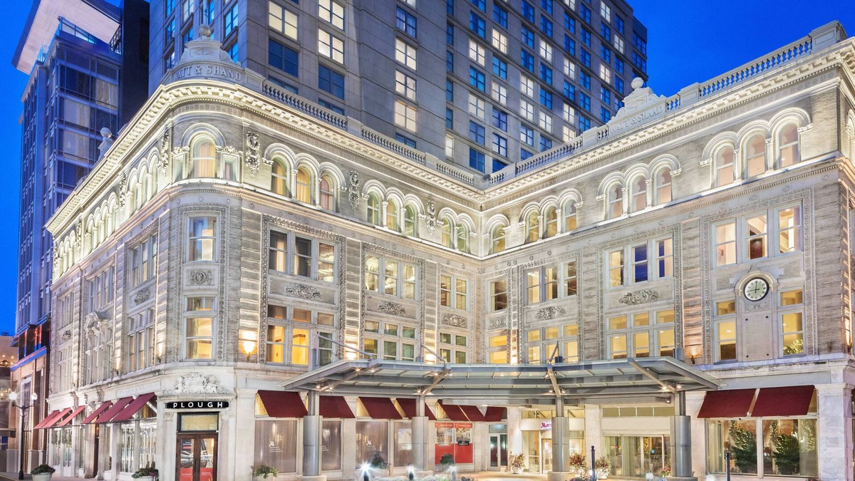 Lancaster Hotel | Lancaster Marriott at Penn Square