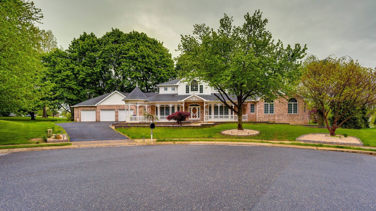 Witmer House | Lancaster Vacation Rental Near Dutch Wonderland!