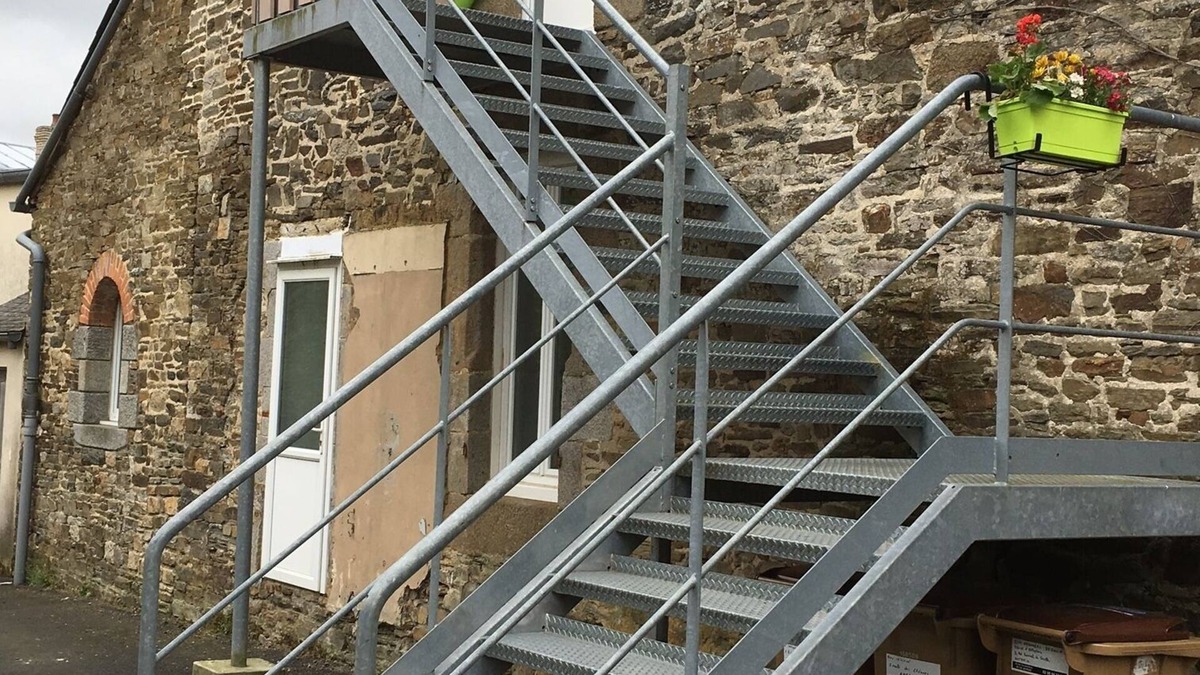 Antrain Apartment | Land and Sea family cottage near Mont Saint Michel, Breton/Normandy beaches!