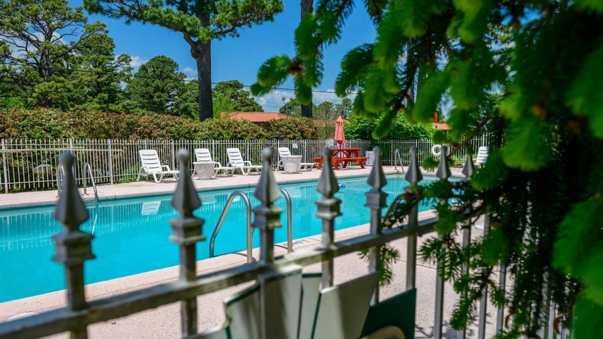 Eureka Springs Hotel | Land O Nod Inn