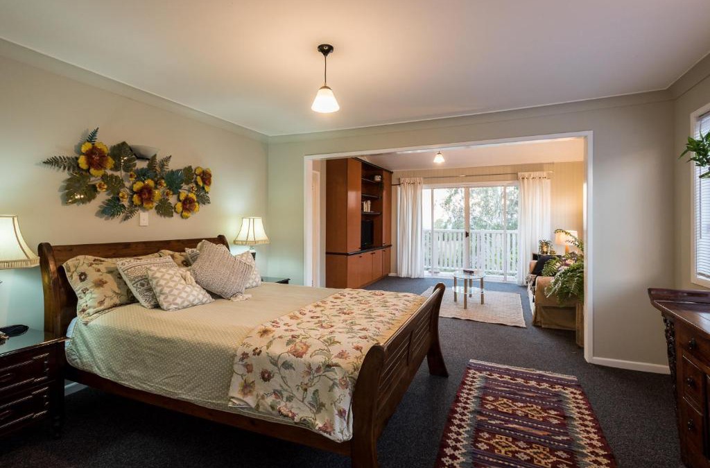 Balmoral Ridge House | Land Of Lost Treasure