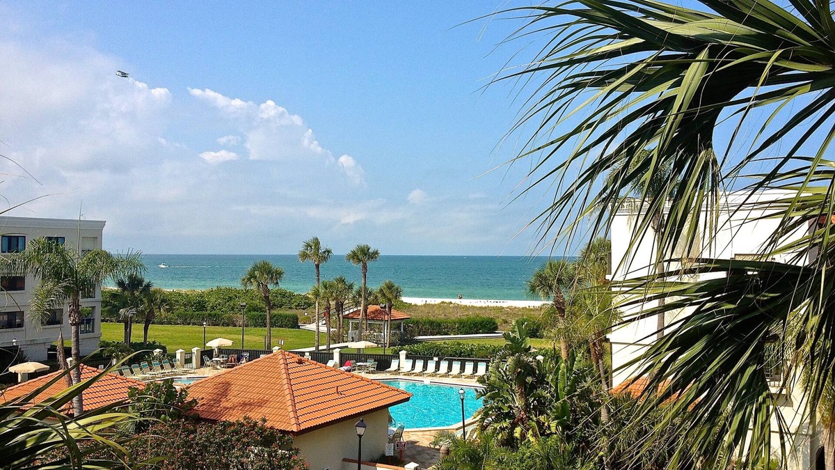 Sunset Beach Condo | Land's End #403 Building 1 - Oceanfront View