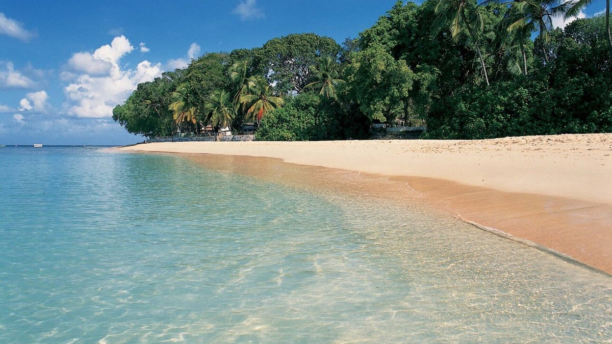 Sandy Lane Villa | LANDFALL VILLA - AMAZING LOCATION ON SANDY LANE BEACH IN BARBADOS