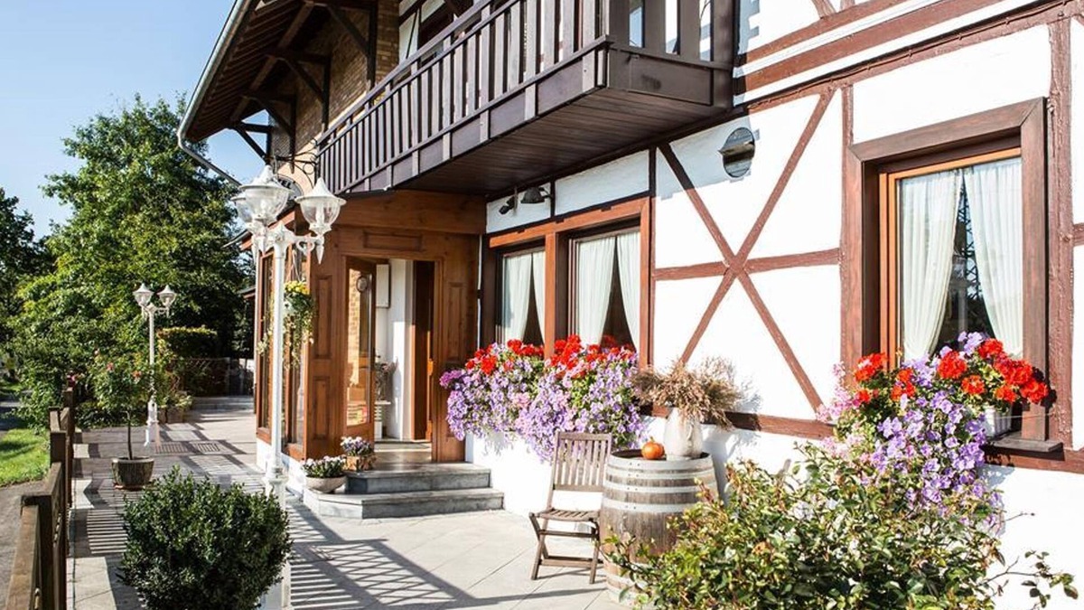 Roetgen Cottage | Landgasthof Gut Marienbildchen - Double Room Shower /WC