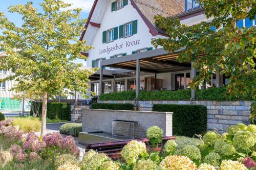 Kappel Hotel | Landgasthof Kreuz - Der Zwischenstopp mit Herz auf dem Weg in den Süden