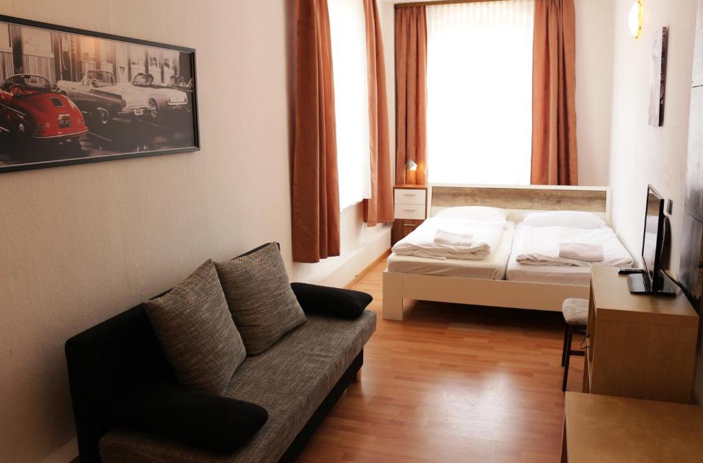 Wahrenholz Hotel | Landgasthof Schönecke