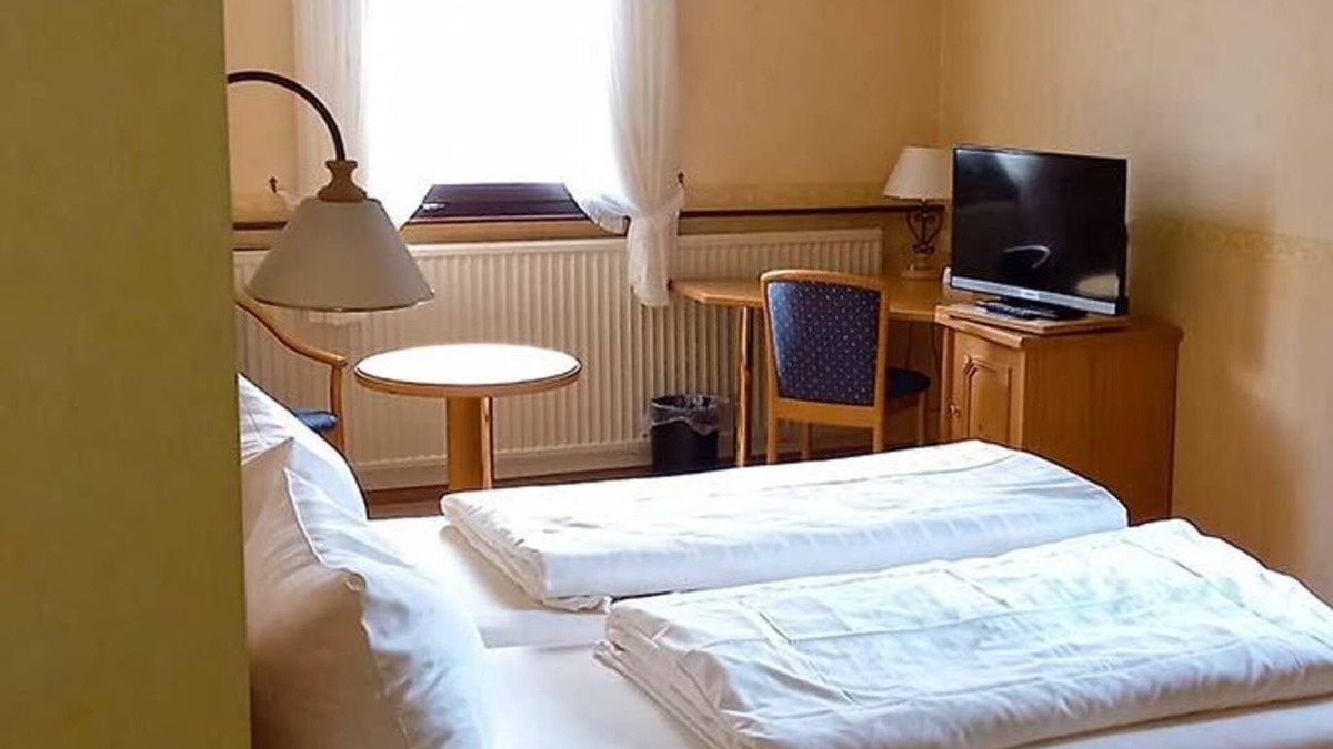 Idar-Oberstein Bed & Breakfast | Landgasthof Schuck - Double room shower/WC