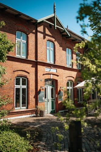 Oelixdorf Hotel | Landgasthof-Unter den Linden