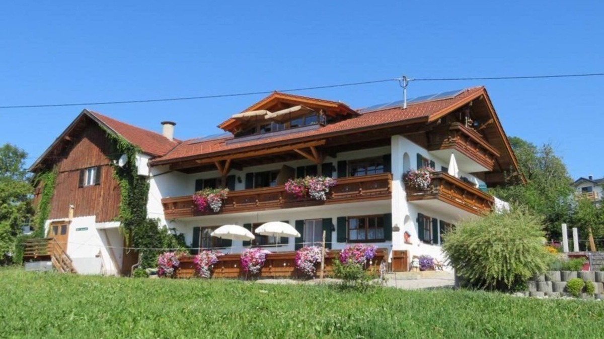 Hopferau Apartment | Landhaus Böck Bergblick - Holiday apartment Bergblick