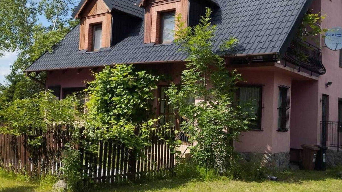 Rydzewo House | Landhaus Charlotte in Masuren: Ihr Idyllischer Rückzugsort mit Großem Grundstück