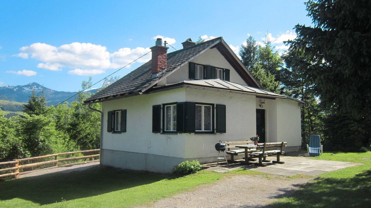 Sankt Martin am Grimming House | Landhaus Grüne Oase by Interhome
