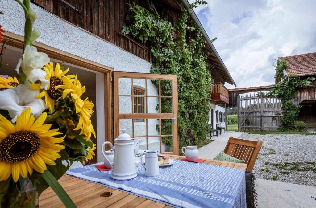 Pfarrkirchen House | Landhaus Holzen