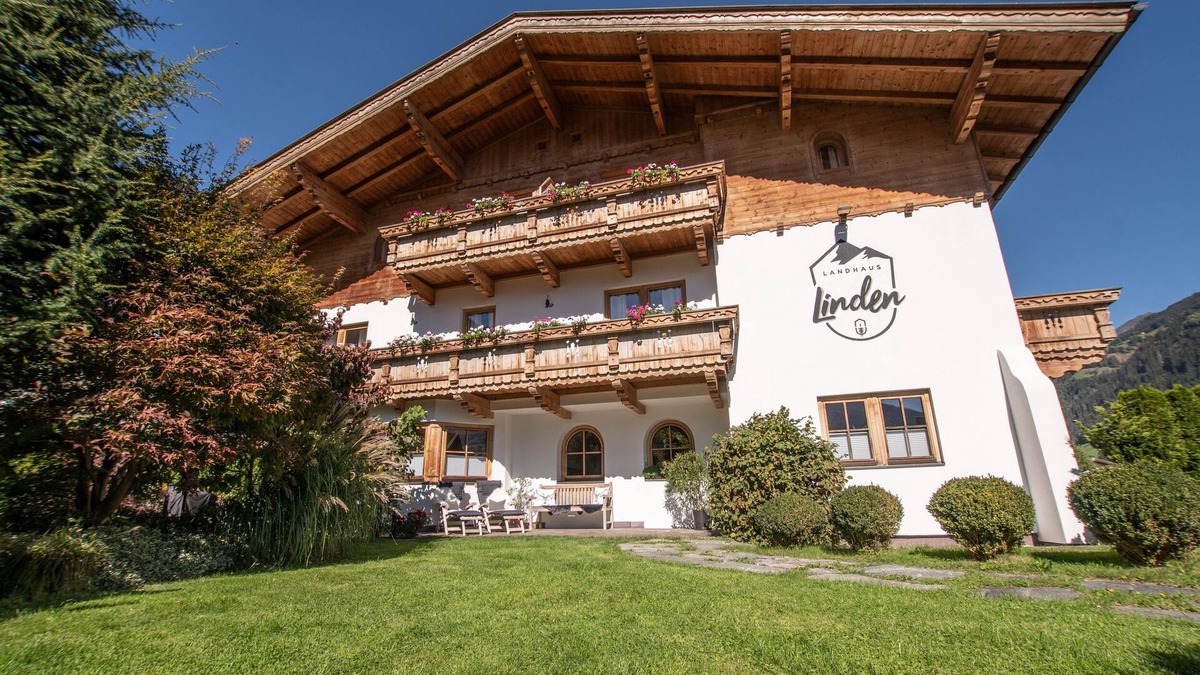 Uderns Apartment | Landhaus Linden, new apartment in a prime location in the Zillertal