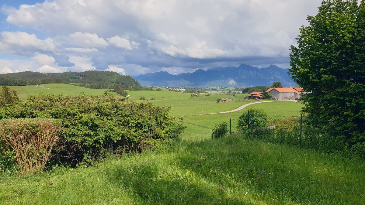 Hopferau Apartment | Landhaus Münz, quiet vacation apartment near Hopfen am See near Füssen