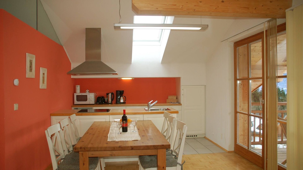 Hermagor-Pressegger See Apartment | Landhaus Mitsche, apartment panoramic view in a quiet, sunny position