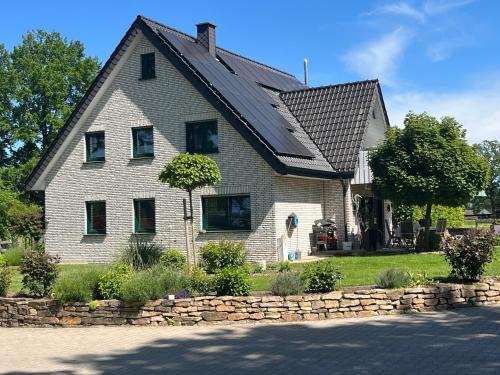 Mettingen Apartment | Landhaus Upn Wall mit Ponyreiten und Kutschfahrten