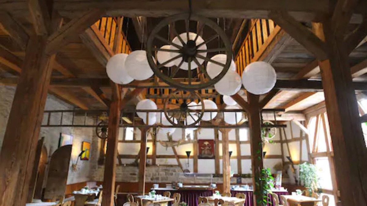 Tauberzell Hotel | Landhaus Zum Falken