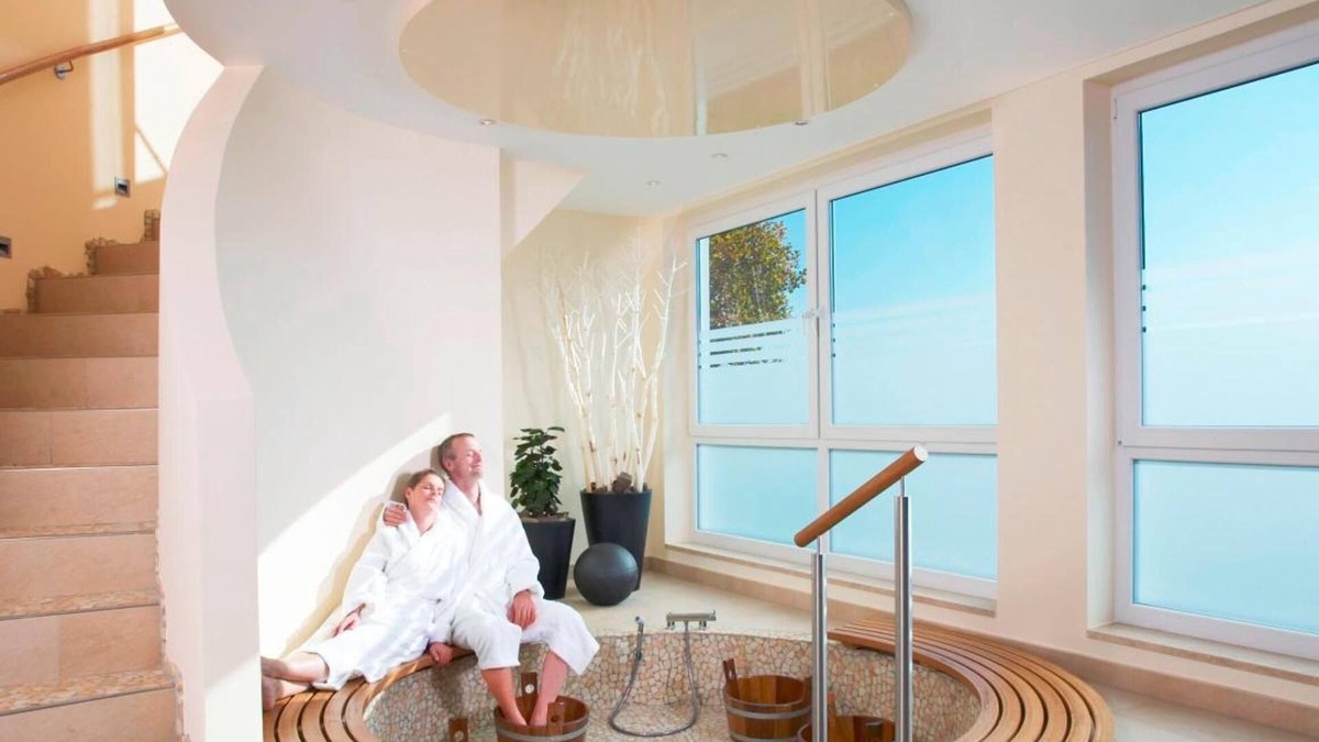 Blankenau Hotel | Landhotel Weserblick