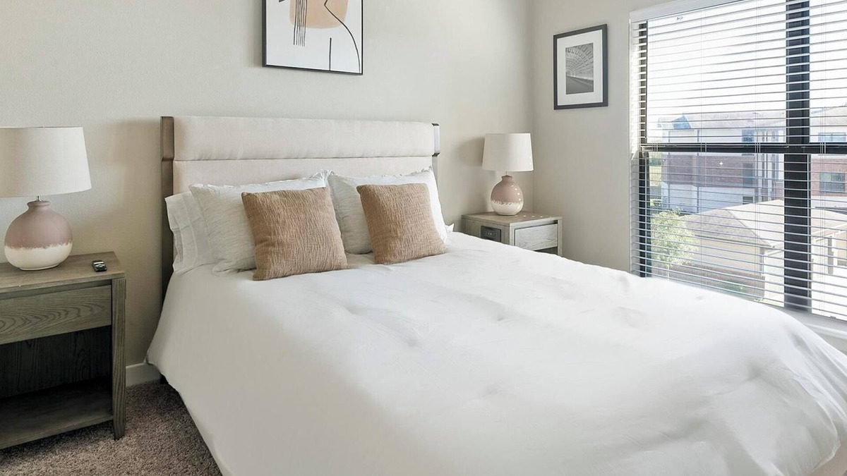 Katy Apartment | Landing | Amazing 1BD, Gym, Courtyard