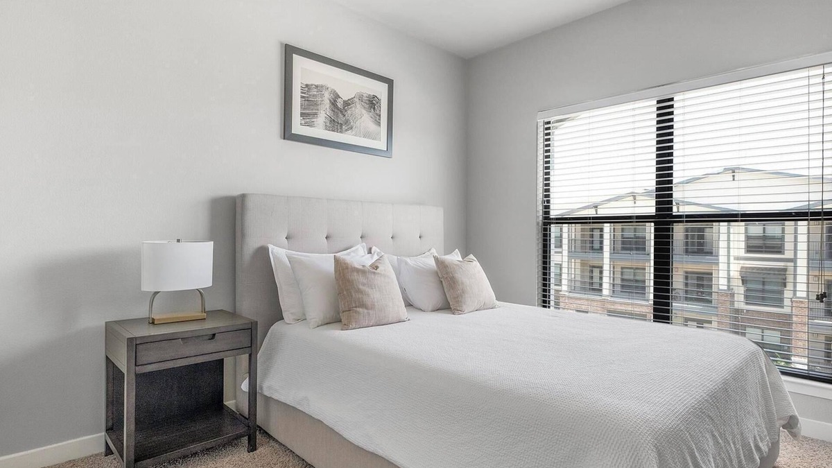 Katy Apartment | Landing | Amazing 2BD, Courtyard, Clubhouse