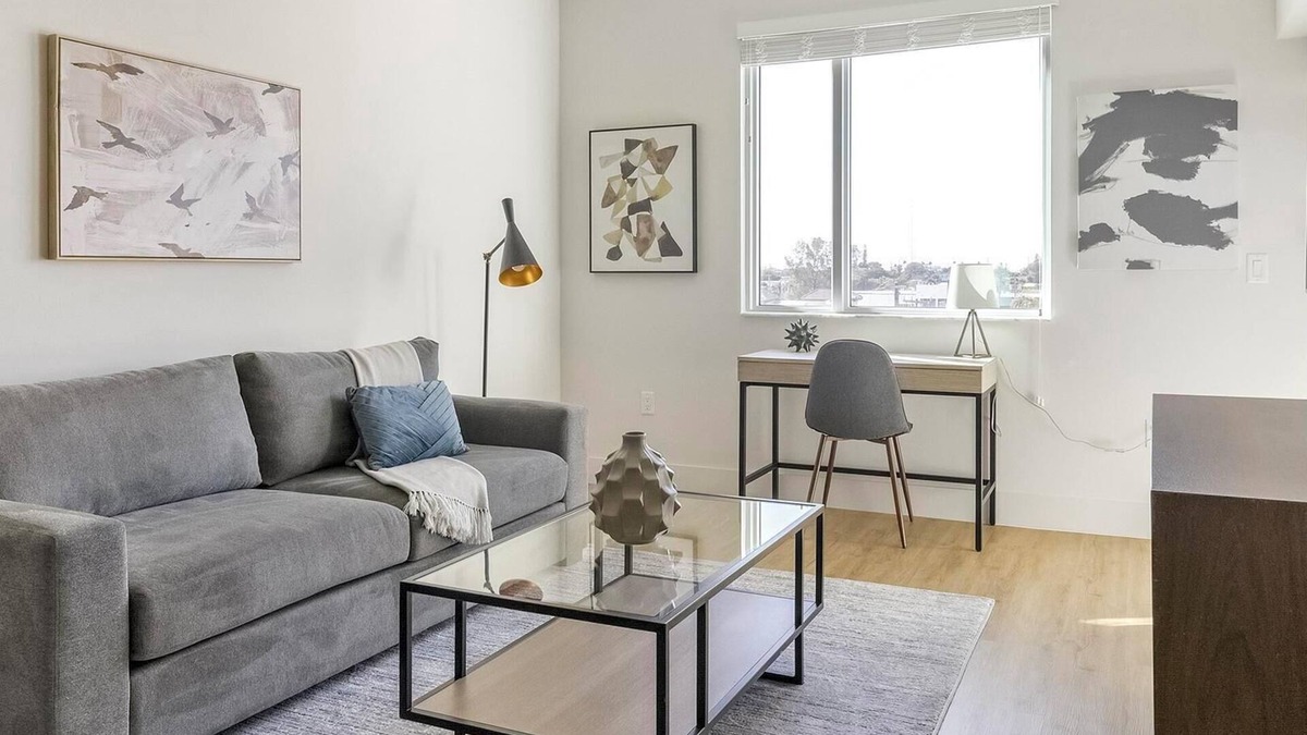 Providencia Park Apartment | Landing | Amazing 1BD, Gym, Pool