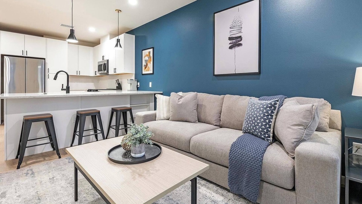 Civic Center Apartment | Landing at akin Golden Triangle - 1 Bedroom in .